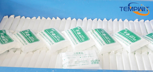 Ensuring Pharma Safety with Dry Ice Temperature Loggers