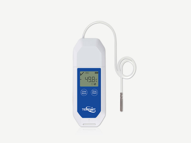 Temperature Data Logger with External Probe